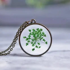 Green Queen Anne's Lace Necklace Antique Bronze