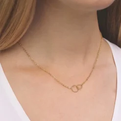 Interlocking Circles Necklace