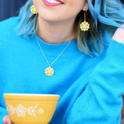 Retro Pyrex Flower Necklace Butterfly Gold Pattern